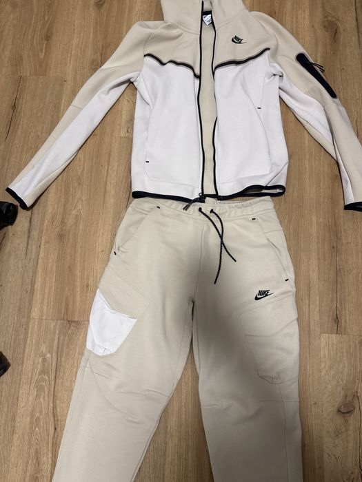 Conjunto nike tech