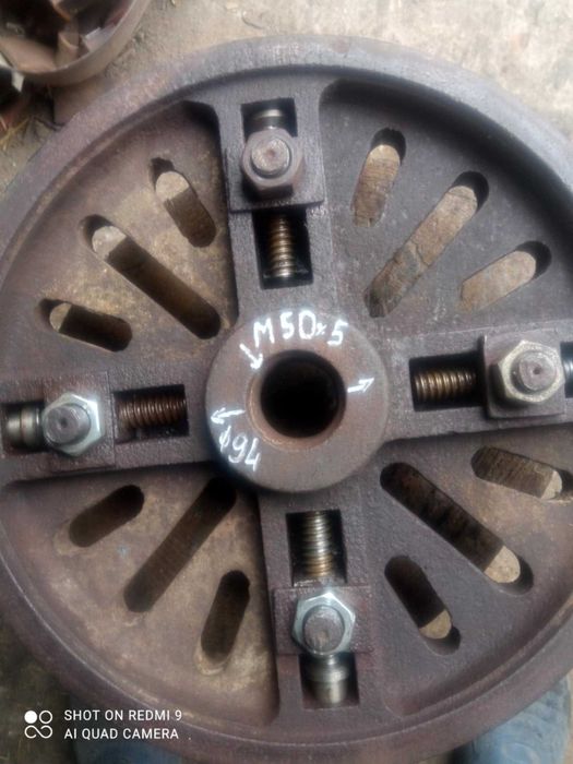 Uchwyt tokarski fi 400 planszajba