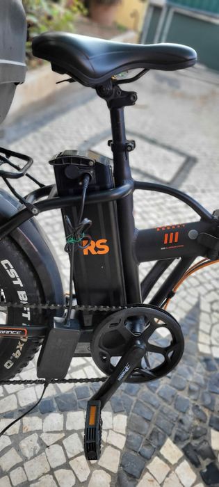 Bicicleta Elétrica todo o terreno dobravel,como nova com Top case