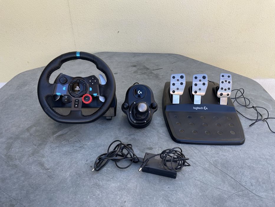 Logitech G29 + Shifter (PS5/PS4/PC)