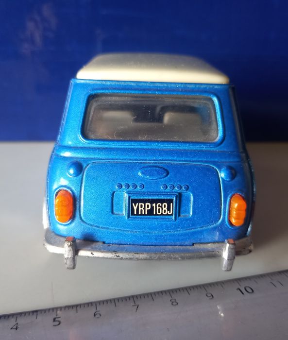 Morris mini (miniatura)