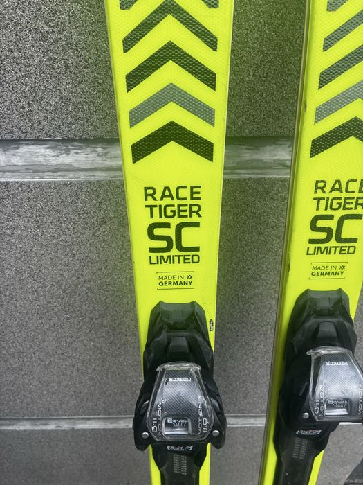 Narty zjazdowe VOLKL racetiger SC limited 15