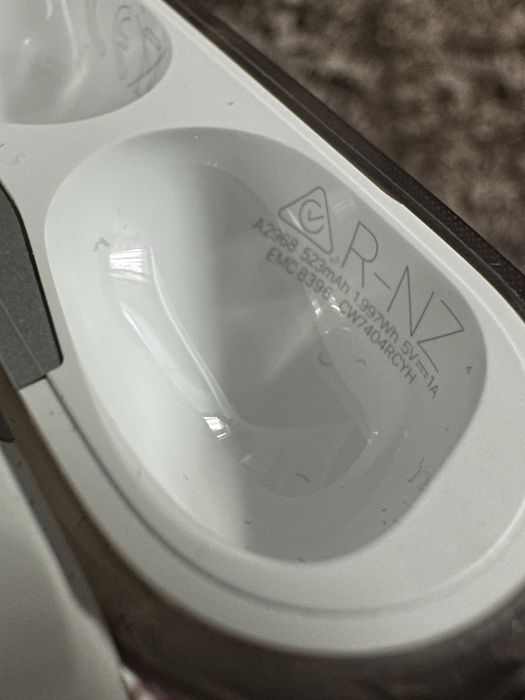 Apple AirPods Pro 2 Oryginalne Faktura