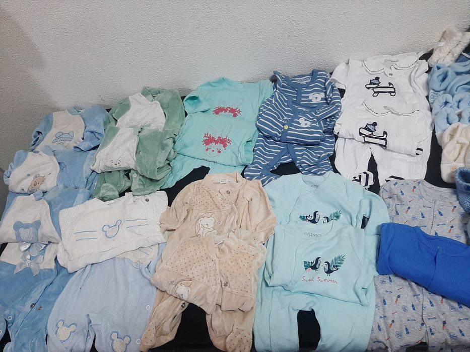 Babygrows  bebé (gémeos)0-12 meses