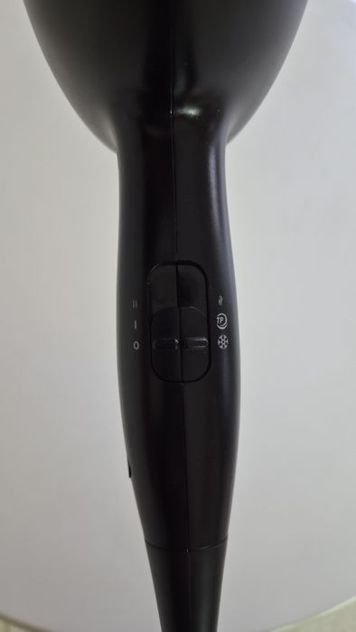 Фен PHILIPS DryCare Essential BHD030/00