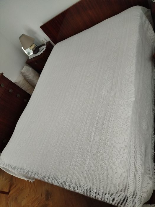 Colcha de renda branca