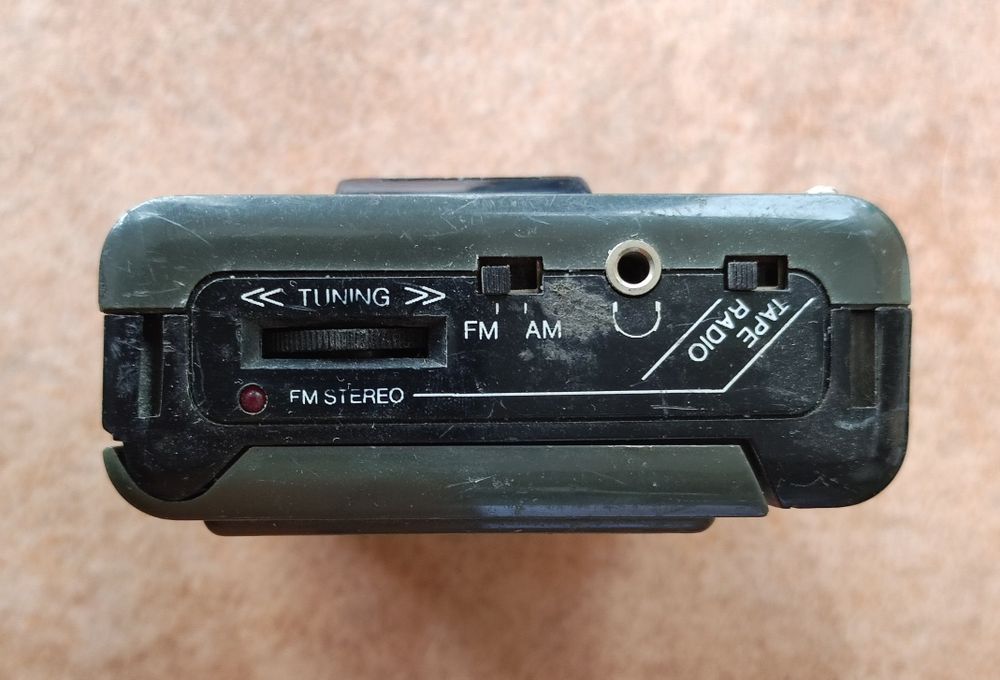 Walkman Uniwersum CPR 1096 uszkodzony dawca części