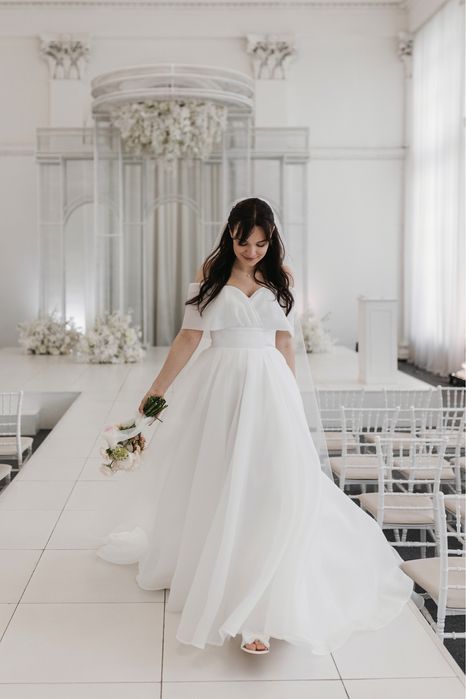 Весільна сукня після хімчистки в новому стані