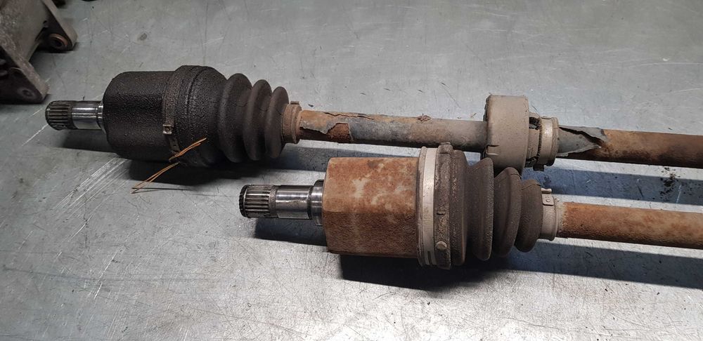 Honda Civic 7 VII 1.4 półoś lewa prawa d14z6
