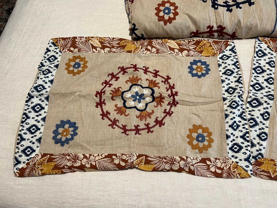 Capa de edredão e fronhas / Embroidered Duvet Cover