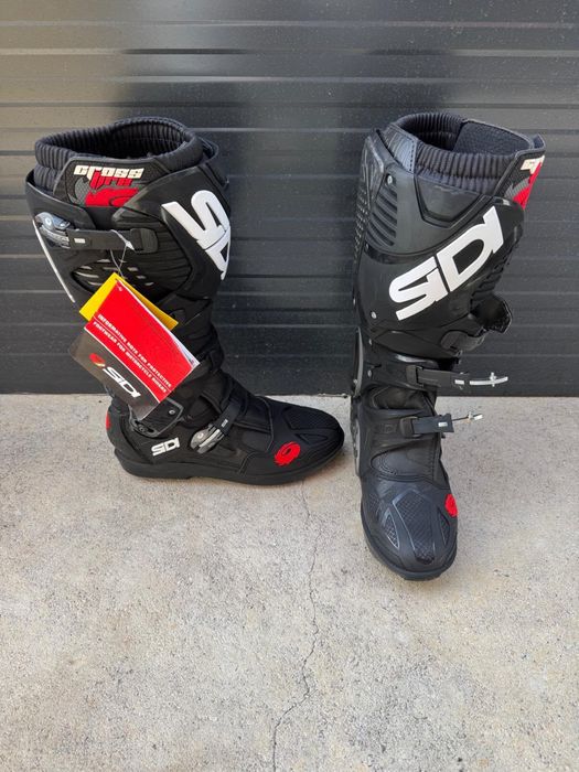 Vendo Botas de Motocross SIDI Novas