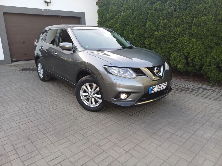 Nissan X-Trail 1598cm3 130PS 4X4 Nowe opony Książka serwisowa Polecam Kamery 360