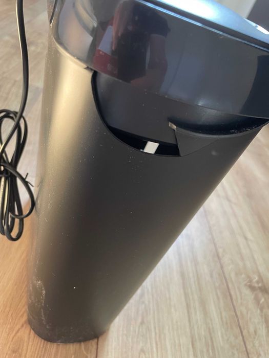 Hama Basic S6 Niszczarka Dokumentów  8 L - pęknięta obudowa