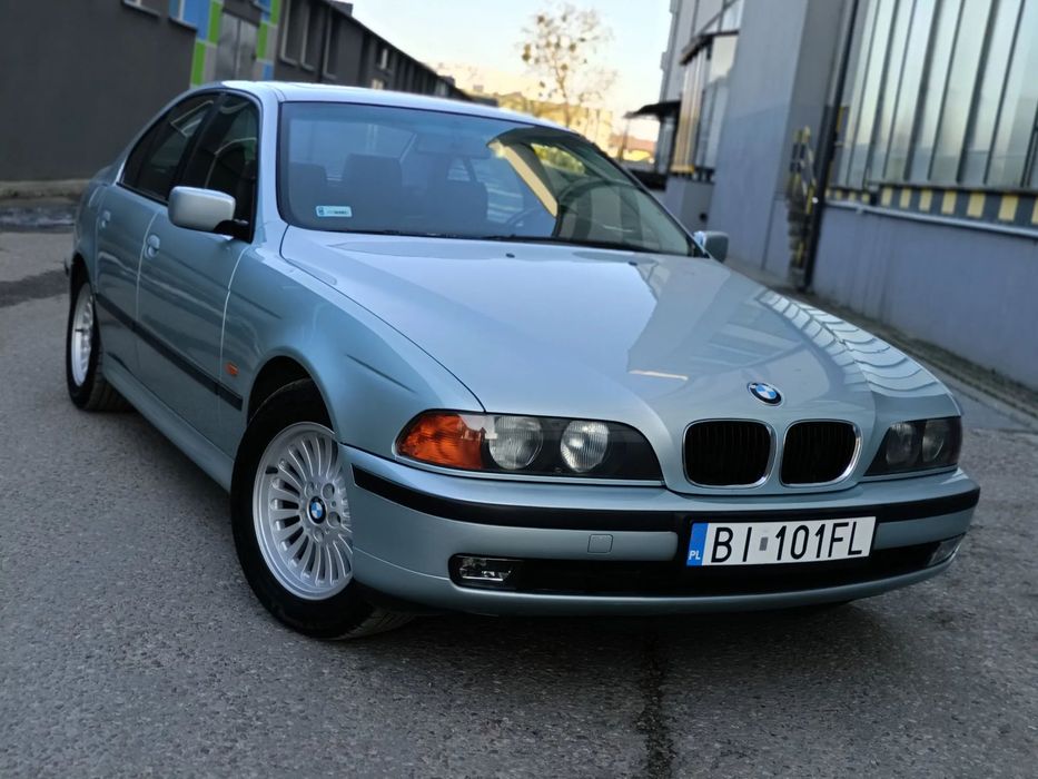 BMW Seria 5 E39 520i R6