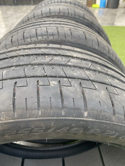 Pneus Pirelli P Zero