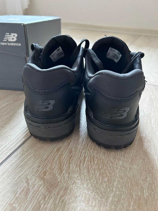 Підліткові фірмові кросівки New Balance модель 550 36р 22см стопа