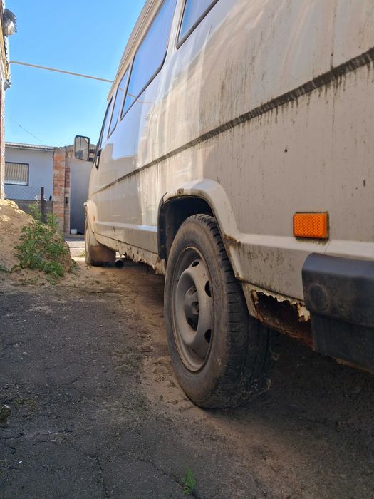 Peugeot J5 2.5 TD