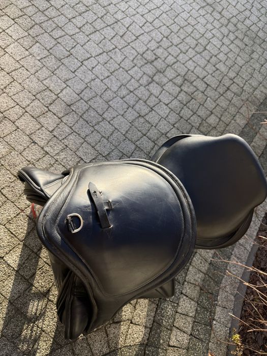 Czarne Siodło Kentaur Triton 17,5