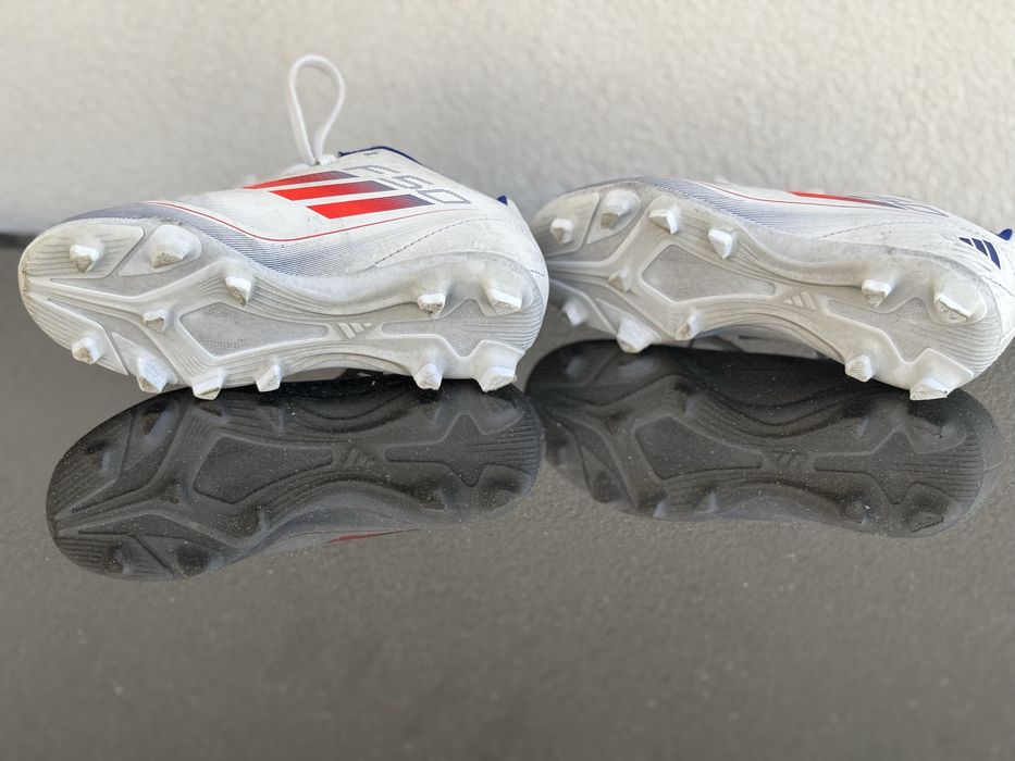 Chuteiras adidas F50 crianca Tam 28