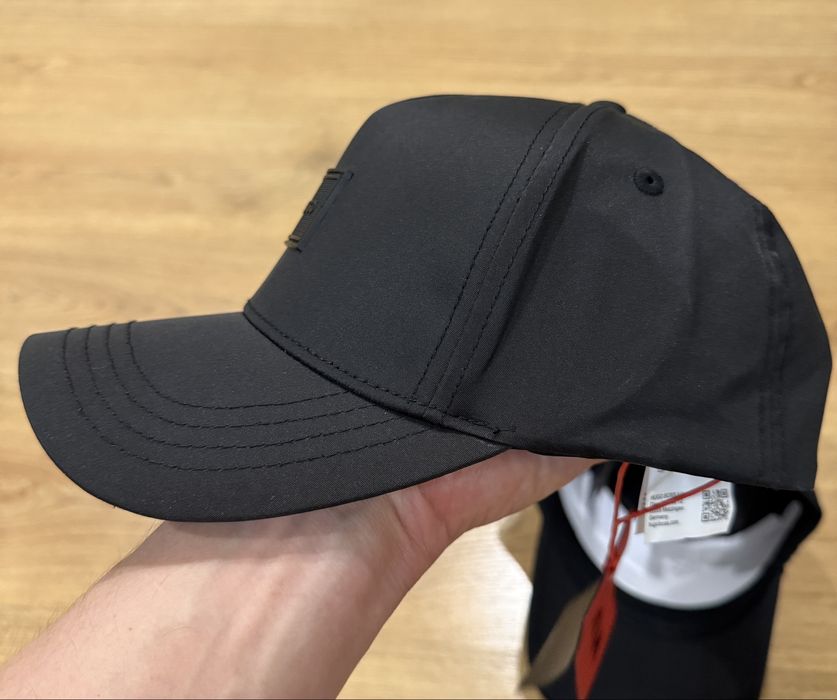 Кепка hugo Розпродаж