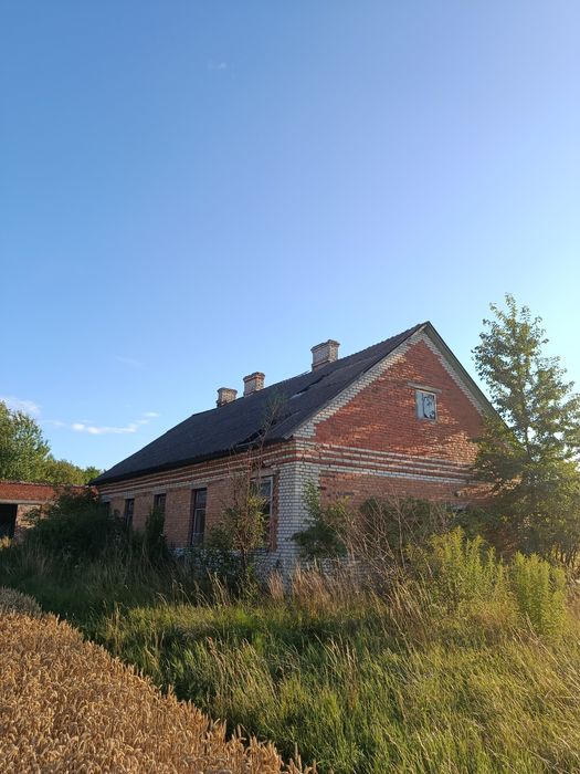 Продам  комерційну нерухомість,хату, виробництво, майстерню,гараж