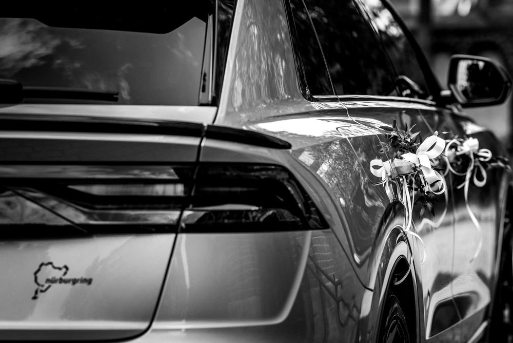 Samochód do ślubu WYNAJEM/AUDI SQ8/435KM/sport w eleganckim wydaniu