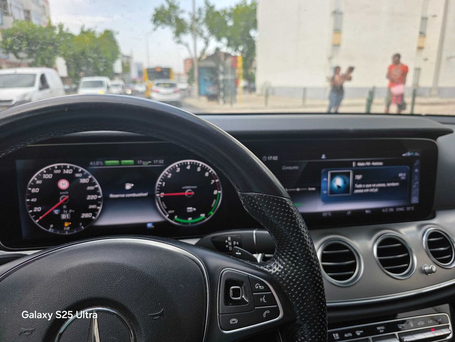 Mercedes Benz classe E350e híbrido plug-in