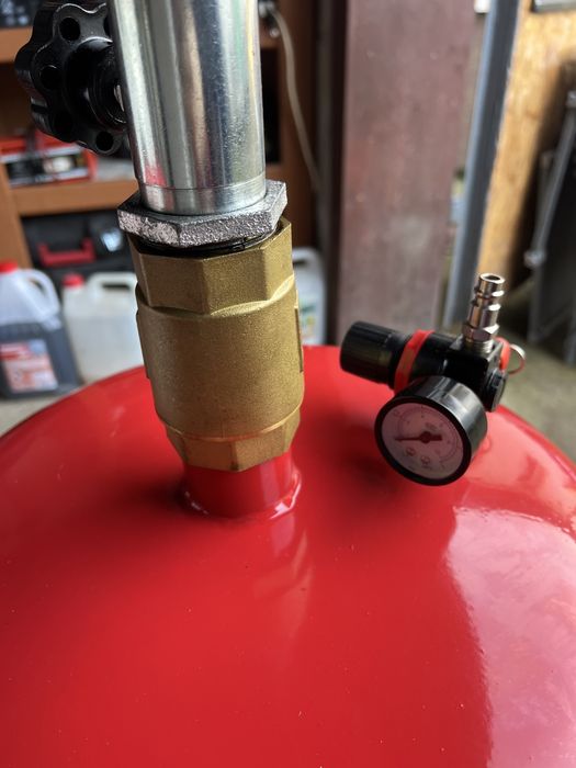 Маслозливна установка