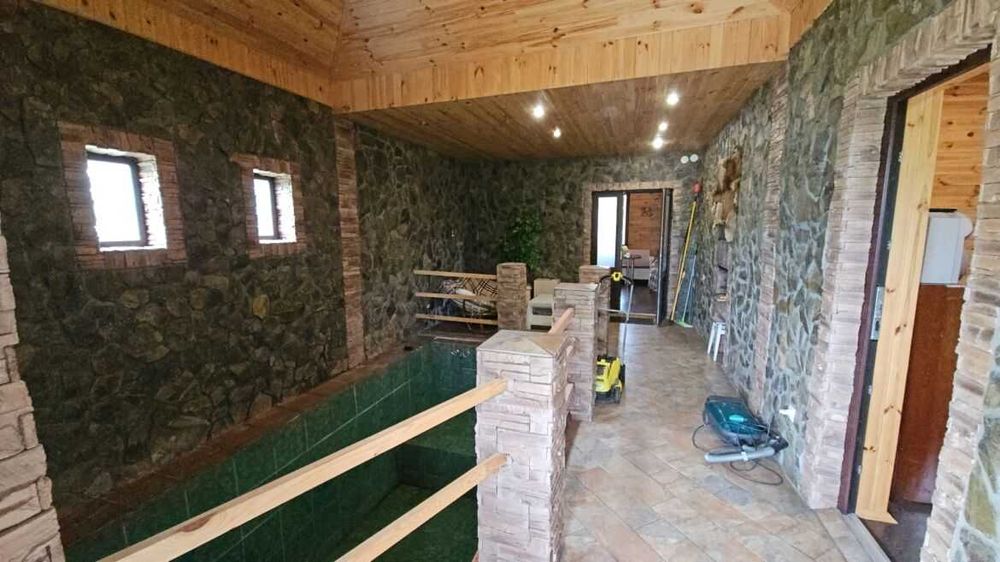 Продажа 2 этажного дома с верандой и участком на 41.5 сотки, 103 кв. м