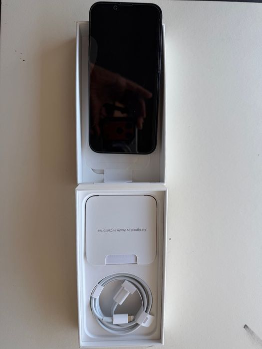 IPhone 13: Like New ,Unlocked /Como Novo ,Bateria a 100% ,Desbloqueado