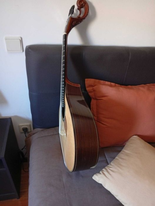 Guitarra Portuguesa usada  para venda