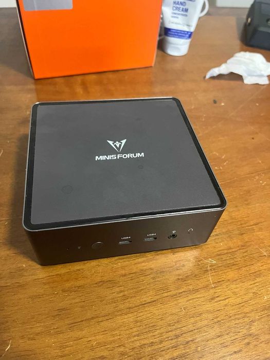 Minisforum UM790 PRO (Ryzen 9, 32GB Ram, 1TB Ssd)