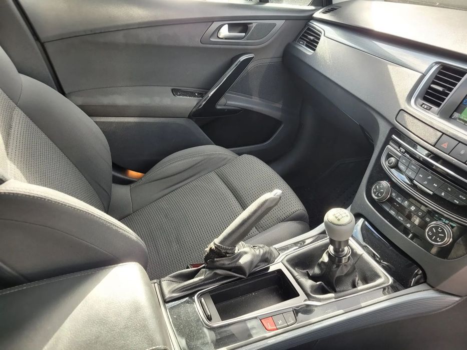 Peugeot 508 SW 2015