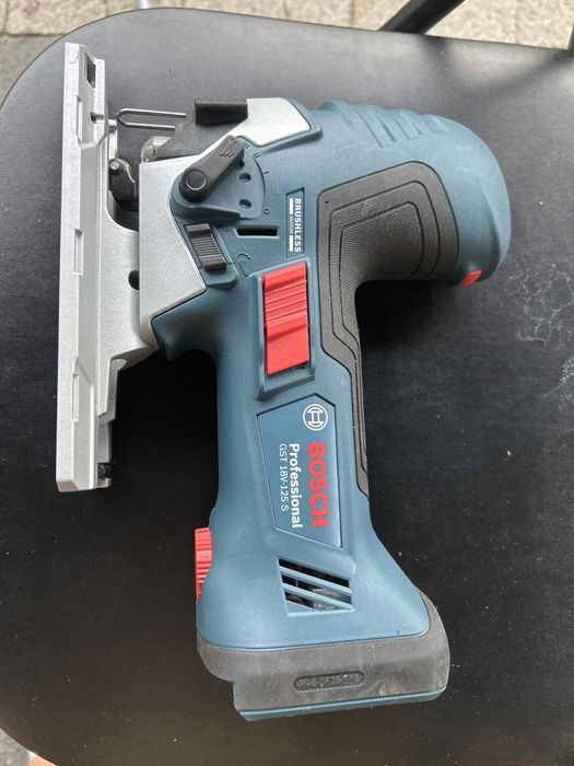 Wyrzynarka akumulatorowa bosch GST 18V-125 S lub GST 18V-LI S