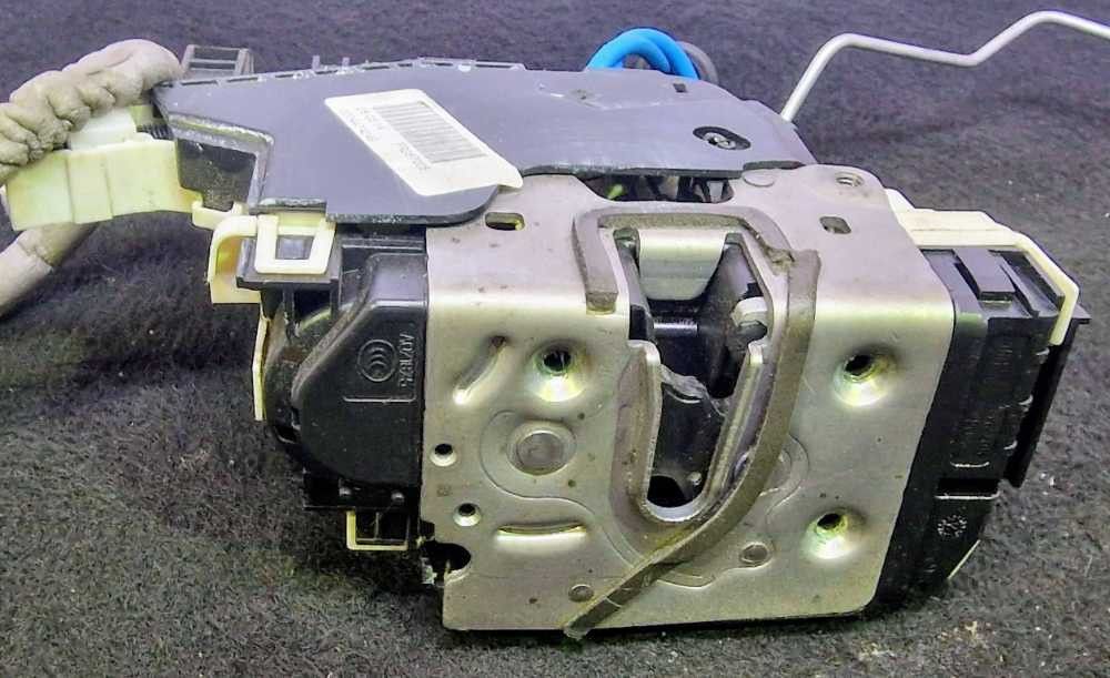 Fechadura / Fecho Porta Frente Direito MERCEDES-BENZ A-CLASS (W176) ano 2012