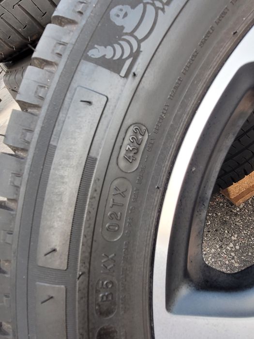 Koła letnie 17 Ford Custom Turneo opony Michelin DEMO