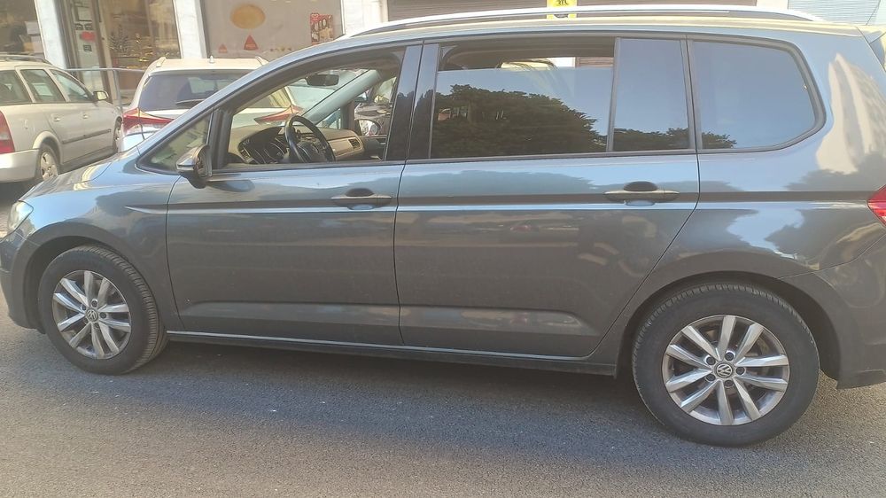 Volkswagen Touran — fotografia 3