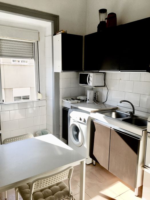 Arrendo quarto no areeiro