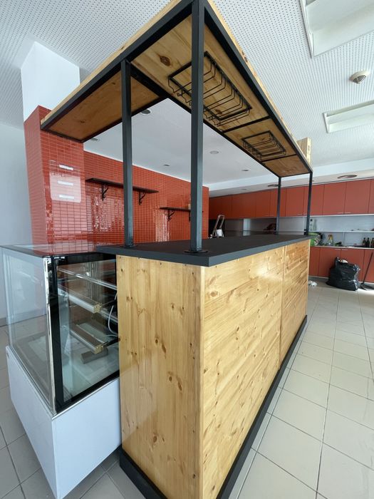 Balcão Profissional em Pinho