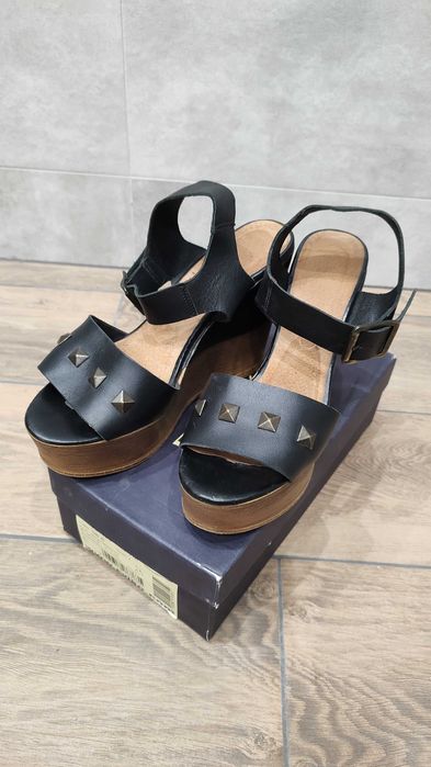 Buty damskie skórzane sandały na koturnie Ryłko 38/39 25,5 stan bdb