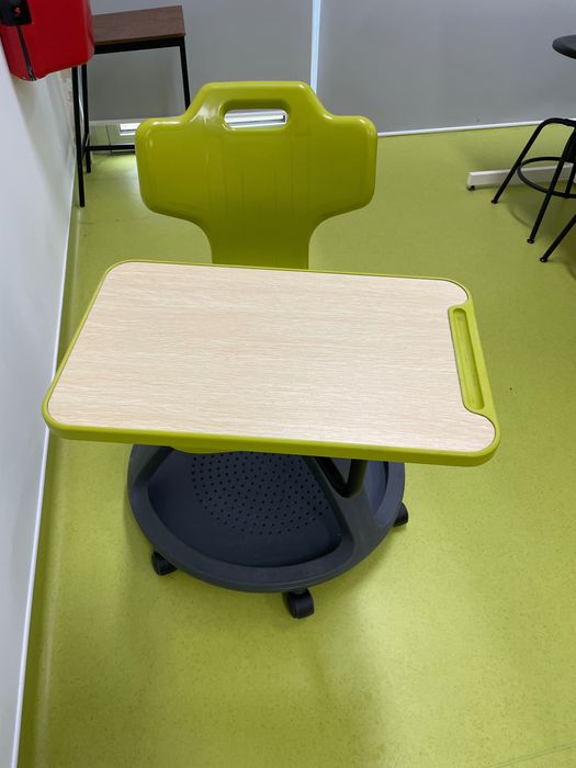 Cadeiras sala do futuro