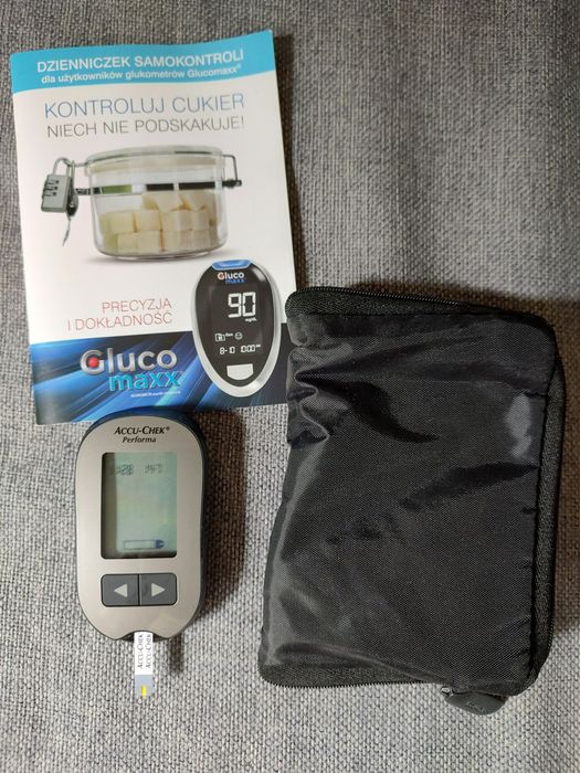 Glukometr Accu-check + pokrowiec