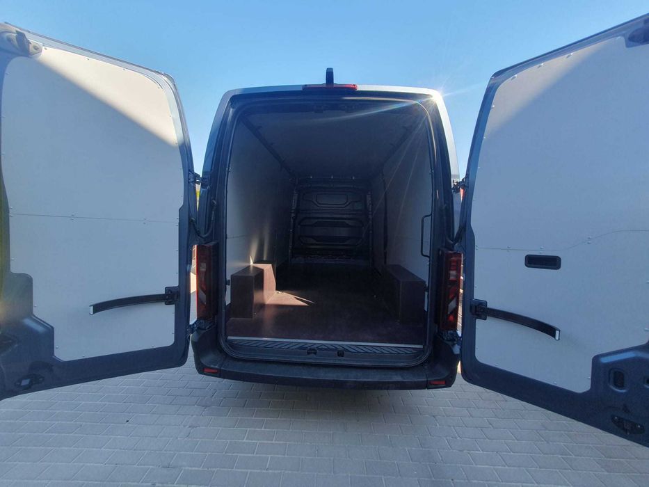Zabudowa przestrzeni ładunkowej, paki Renault Master IV NOWY MASTER!!