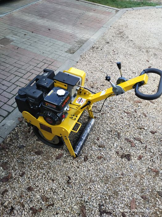 Walec wał spalinowy, aerator rurkowy, wertykulator, posypywarke,