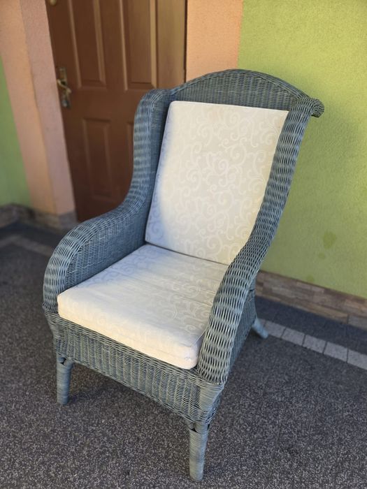 Fotel ratanowy duży masywny