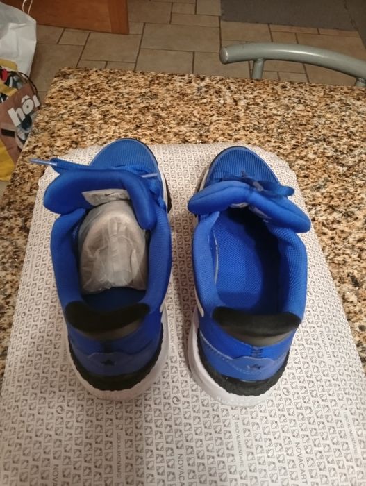 Sapatilhas Nike como novas