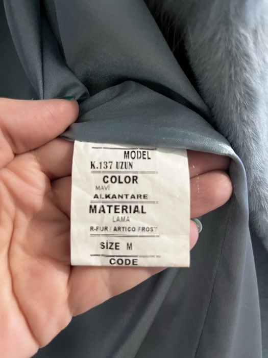 Пальто демісезонне з коміром із норки