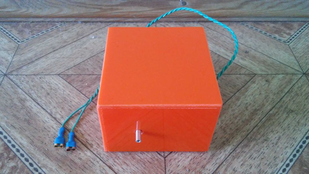 Аквариумный компрессор на 6В Handmade.