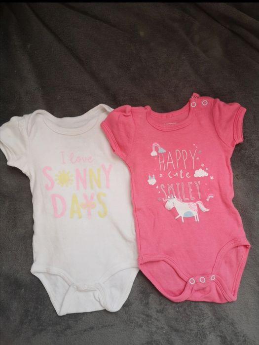 Body na krótki i długi rękaw rozmiar 68. 6 sztuk