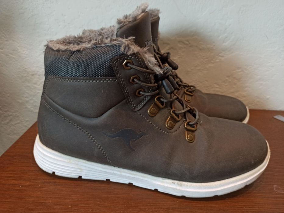 KangaROOS з хутряною підкладкою. 39 розміру 24.5 см